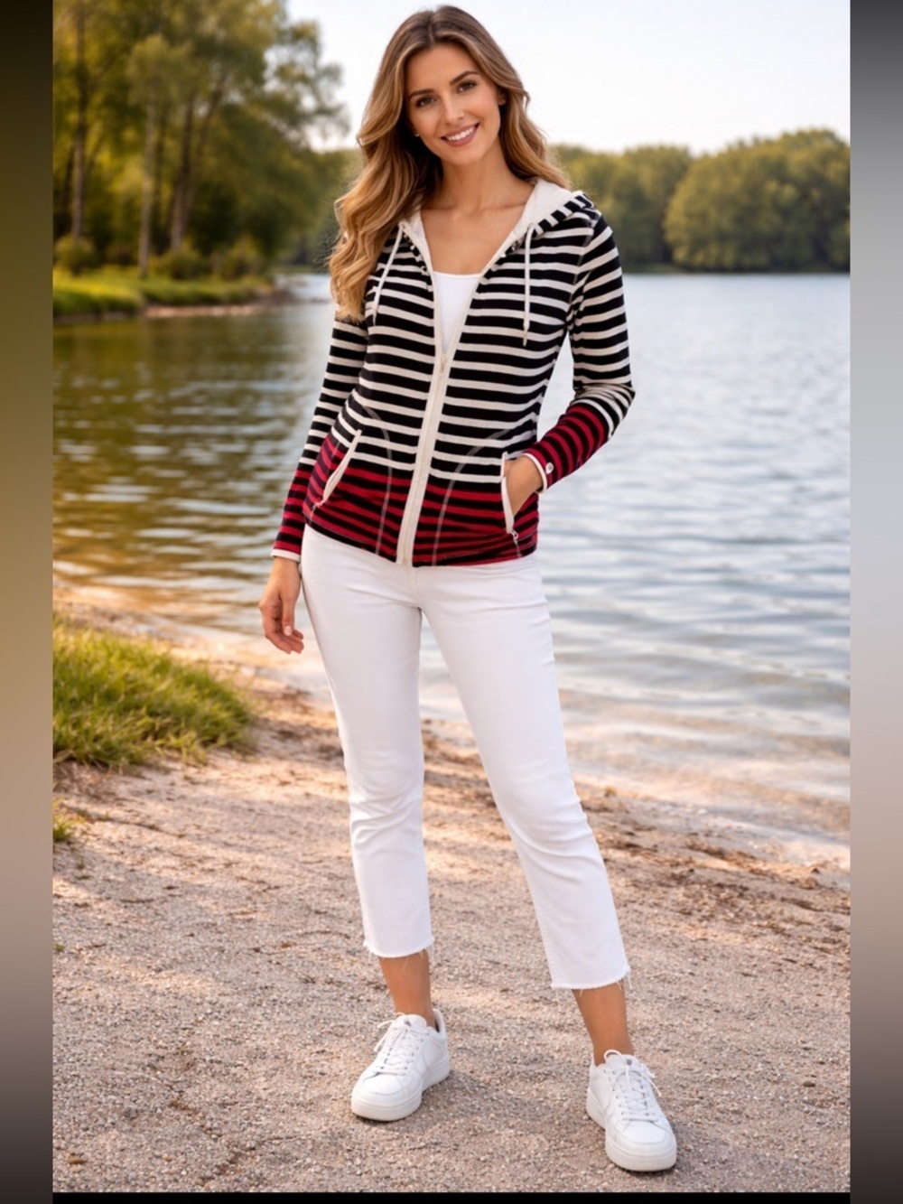 T by TALBOTS Women’s zip up lightweight hooded jacket P